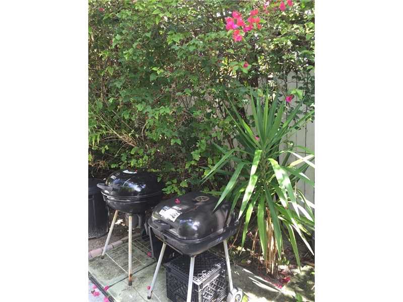 3015Seville St, Fort Lauderdale, FL 33304