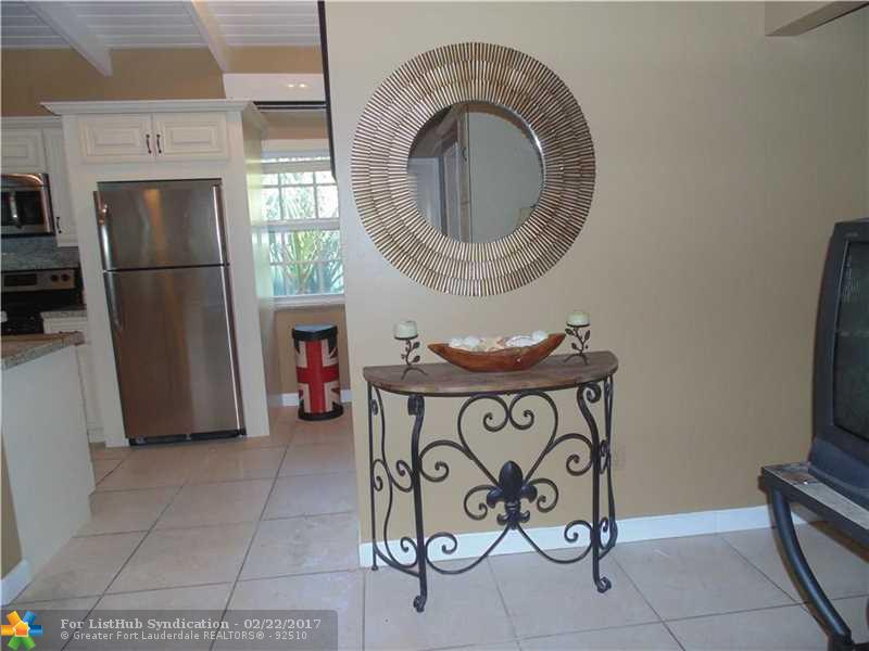 2033 NE 33rd Ave, Fort Lauderdale, FL 33305