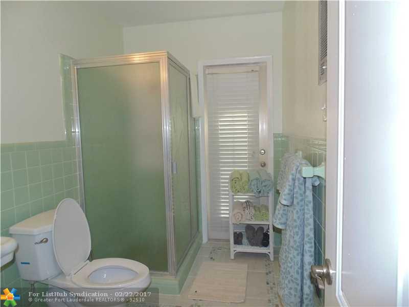 2033 NE 33rd Ave, Fort Lauderdale, FL 33305