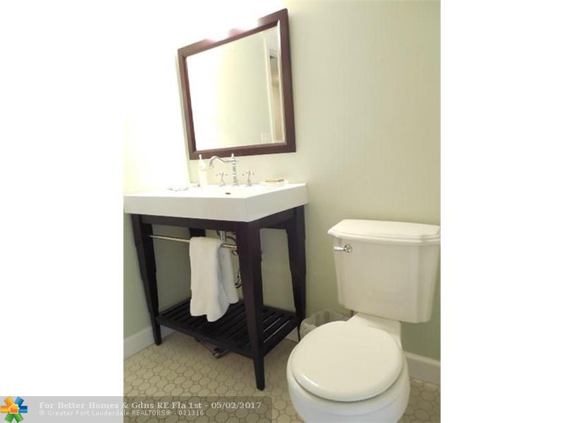 9 NE 19th Ct # 120C, Wilton Manors, FL 33305