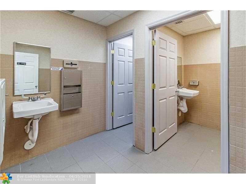 1881 NE 26th St 100-10, Wilton Manors, FL 33305