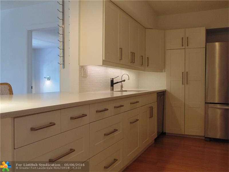 1881 Middle River Dr 202, Fort Lauderdale, FL 33305