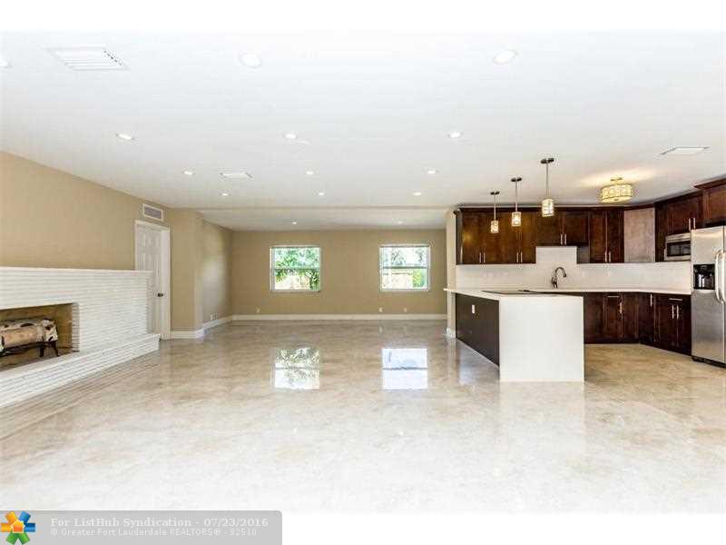 1900 NE 15th Ave, Fort Lauderdale, FL 33305