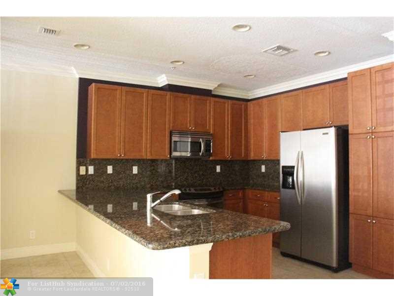 1806 NE 26th Ave 1806, Fort Lauderdale, FL 33305