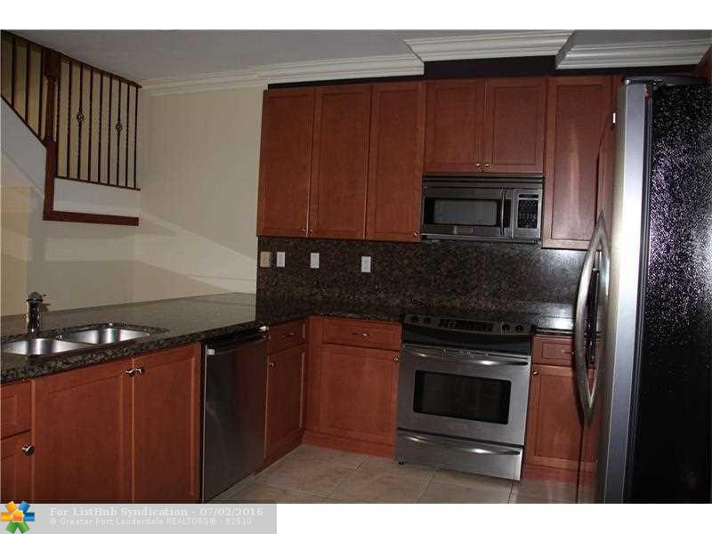 1806 NE 26th Ave 1806, Fort Lauderdale, FL 33305