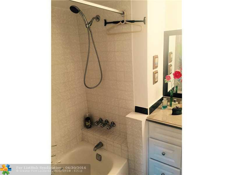 140 NE 19 Ct 214E, Wilton Manors, FL 33305