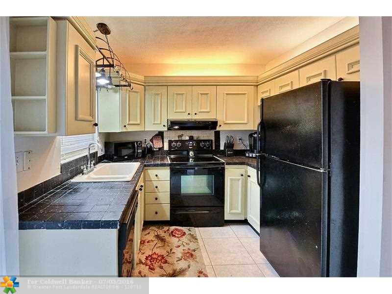 176 NE 20th Ct, Wilton Manors, FL 33305