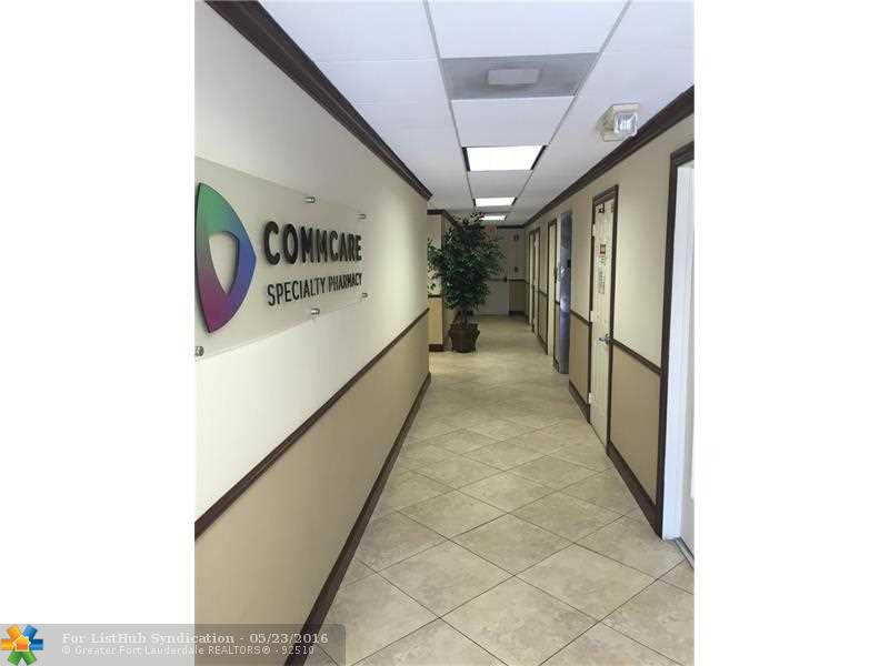 2817 E Oakland Park Blvd, Fort Lauderdale, FL 33306