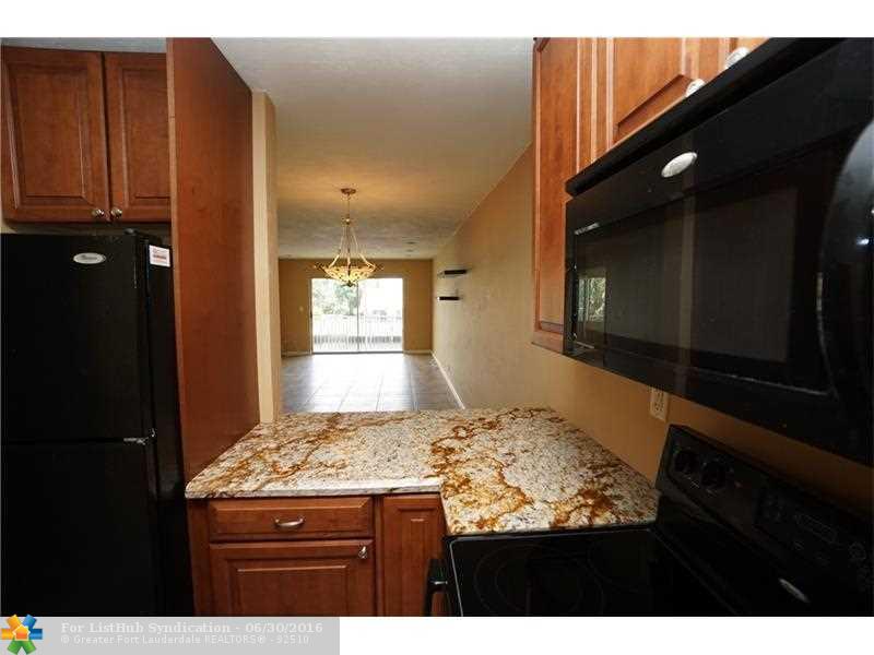2841 NE 33rd Ct 201, Fort Lauderdale, FL 33306