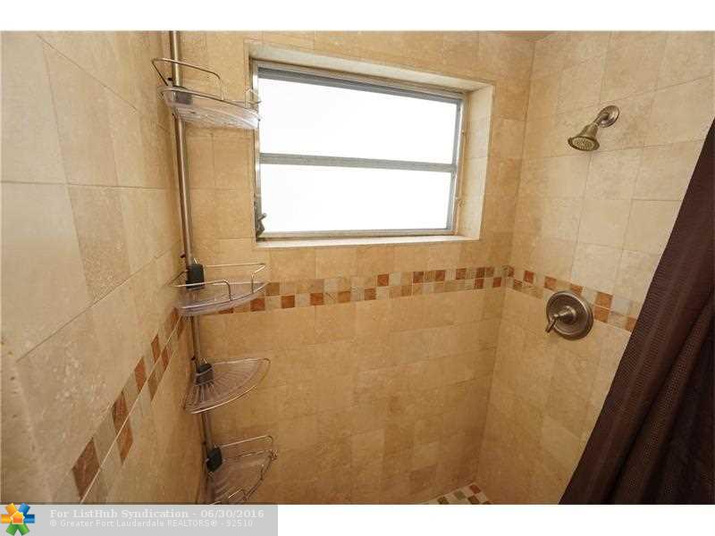 2841 NE 33rd Ct 201, Fort Lauderdale, FL 33306