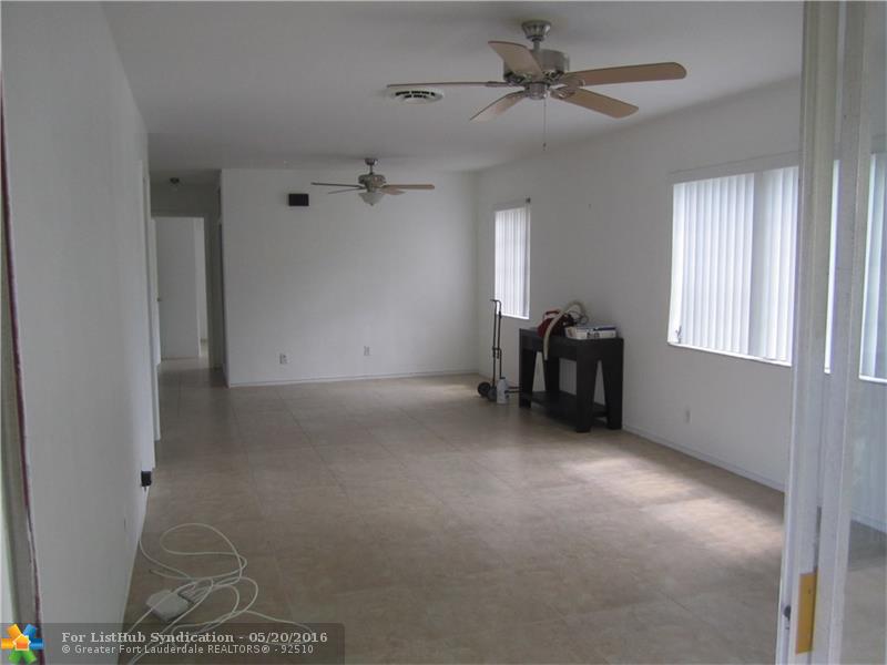 2801 NE 33rd Ct 201, Fort Lauderdale, FL 33306