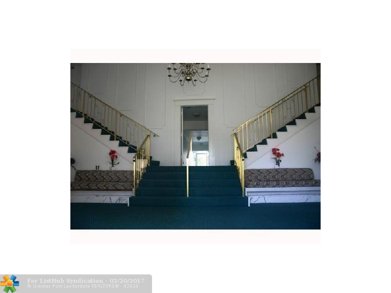 3201 NE 36th St 6, Fort Lauderdale, FL 33308