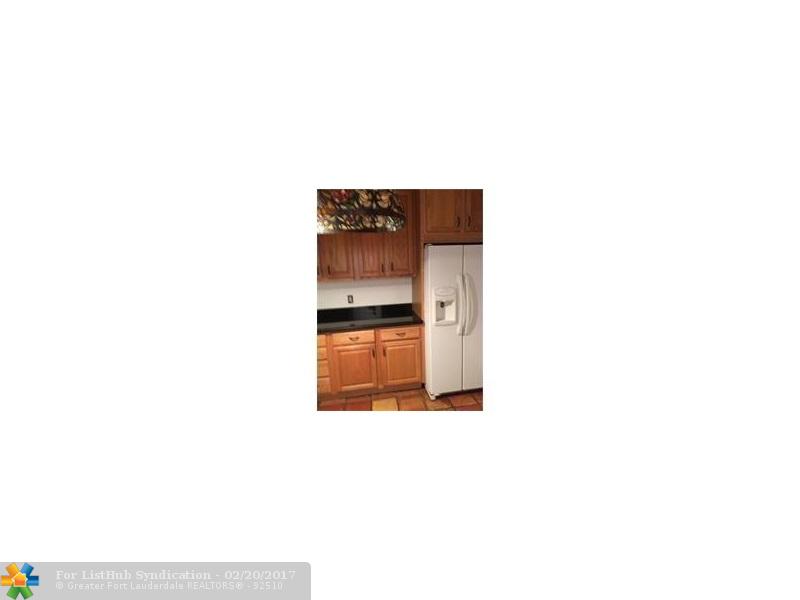 3201 NE 36th St 6, Fort Lauderdale, FL 33308