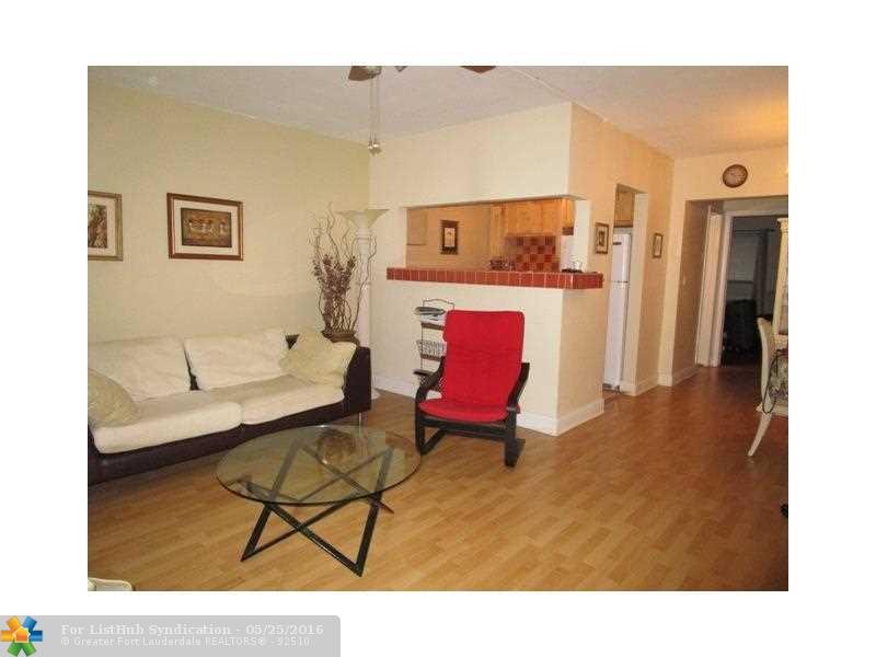 1920 NE 51st Ct 108, Fort Lauderdale, FL 33308