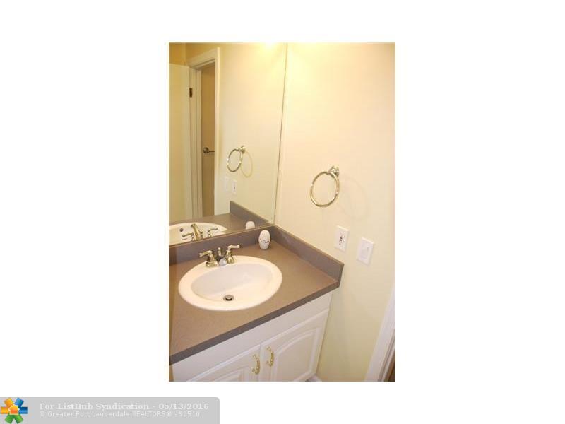 6409 Bay Club Dr 1, Fort Lauderdale, FL 33308