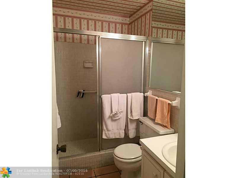 2181 NE 67th St 610, Fort Lauderdale, FL 33308
