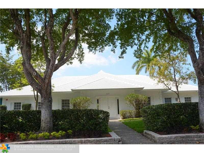 6469 Bay Club Dr 2, Fort Lauderdale, FL 33308