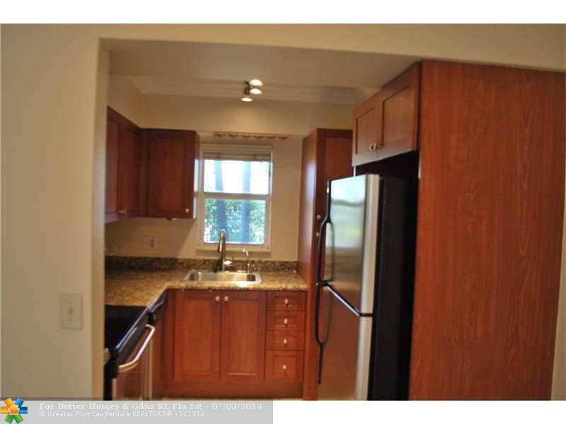 4001 NE 21st Ave # 103, Fort Lauderdale, FL 33308