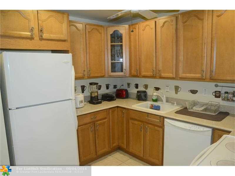 6499 Bay Club Dr 2, Fort Lauderdale, FL 33308