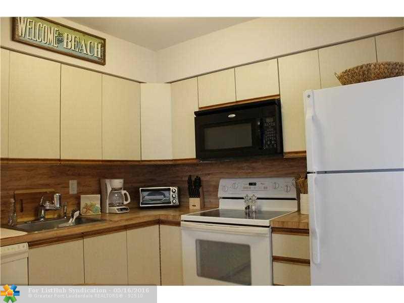 2706 NE 57th Street, Fort Lauderdale, FL 33308