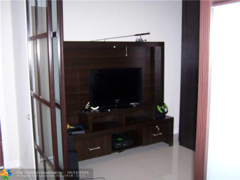 2831 N Ocean Blvd 304N, Fort Lauderdale, FL 33308