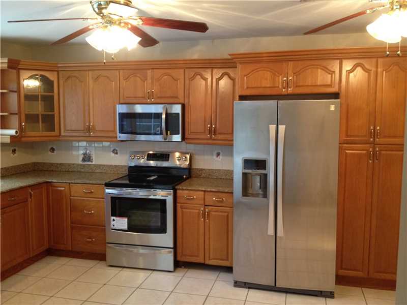 4771 Bayview Dr, Fort Lauderdale, FL 33308