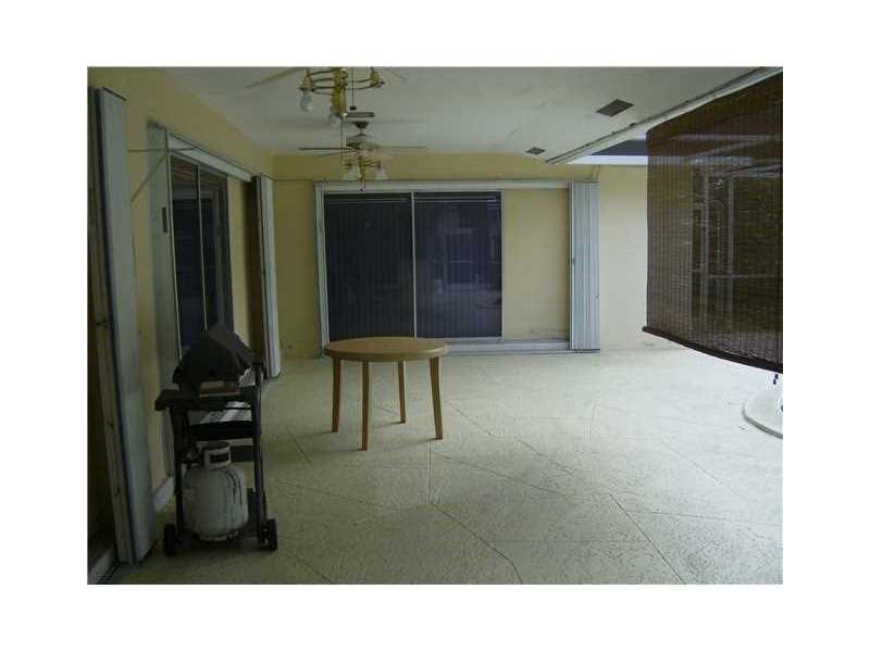 4771 Bayview Dr, Fort Lauderdale, FL 33308