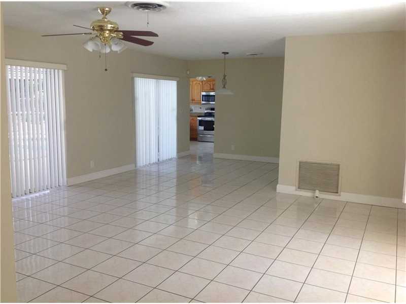 4771 Bayview Dr, Fort Lauderdale, FL 33308