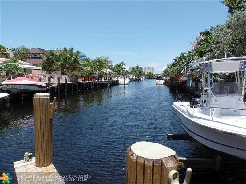 4300 Bayview Dr, Fort Lauderdale, FL 33308