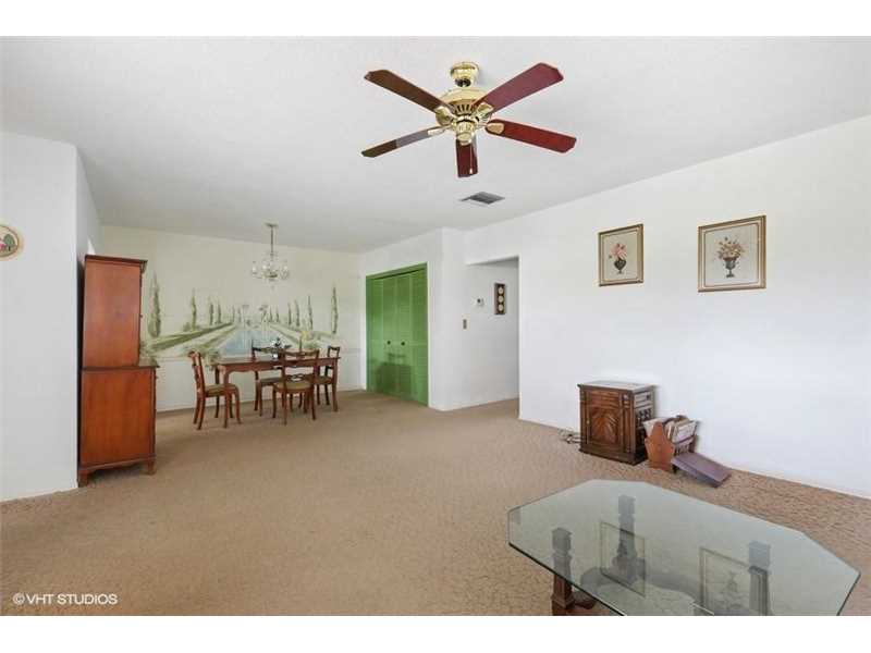 2141 Northeast 68th St, Fort Lauderdale, FL 33308