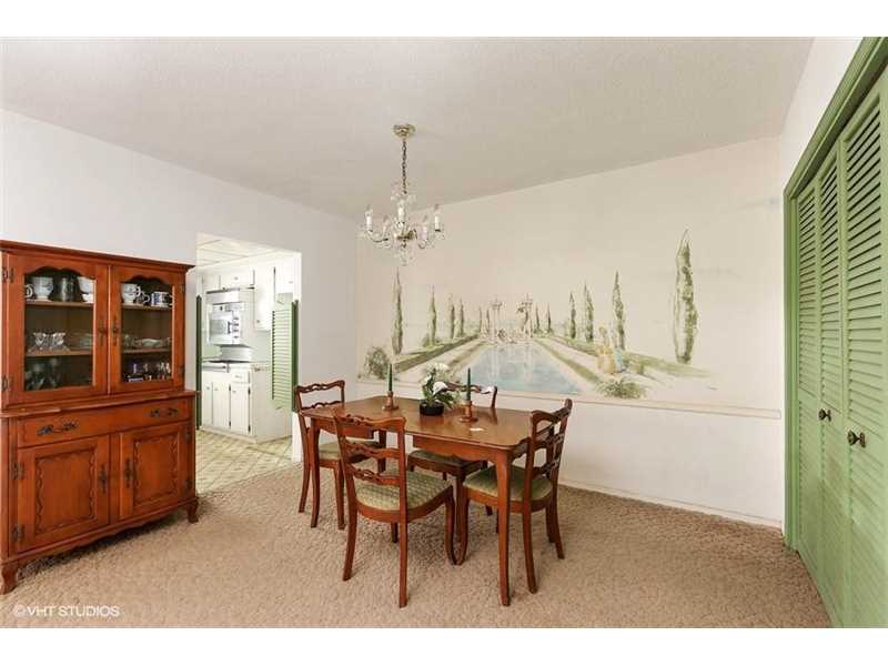 2141 Northeast 68th St, Fort Lauderdale, FL 33308