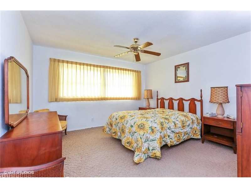 2141 Northeast 68th St, Fort Lauderdale, FL 33308