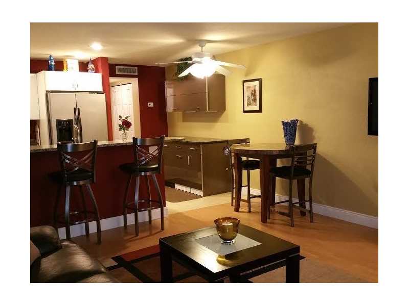 2715 Northeast 49th St, Fort Lauderdale, FL 33308