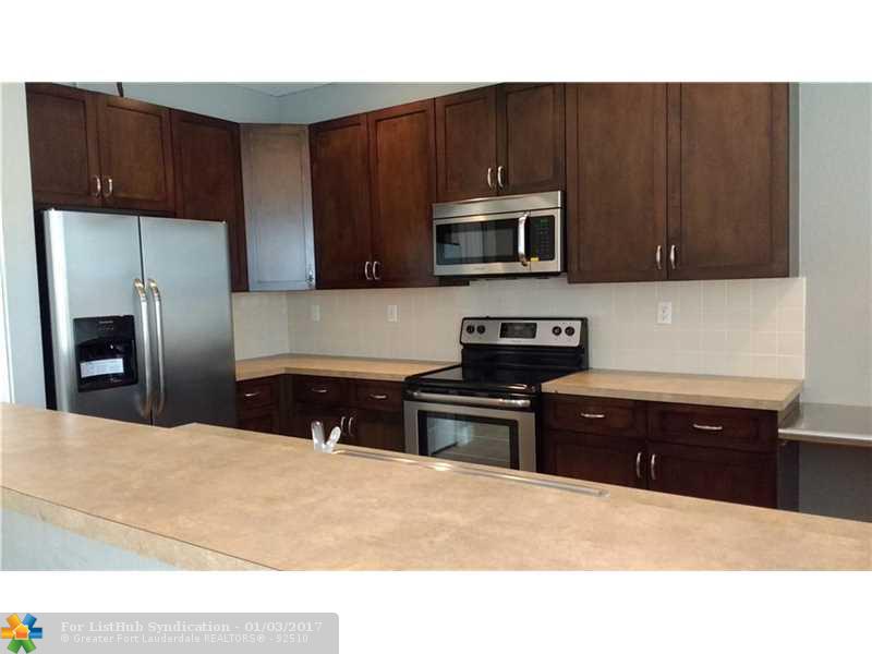 2851 W Prospect Rd 701, Tamarac, FL 33309
