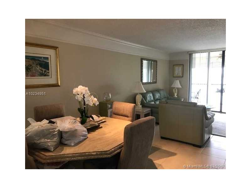 110Lake Emerald Dr, Oakland Park, FL 33309