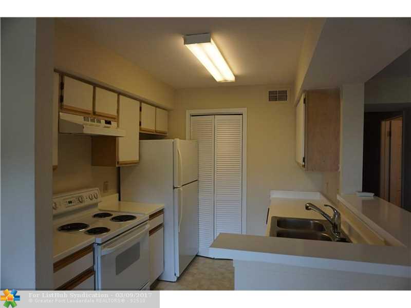 2361 NW 33rd St 605, Oakland Park, FL 33309