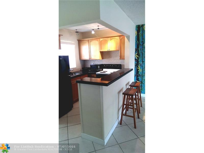 2408 NW 52nd St, Tamarac, FL 33309