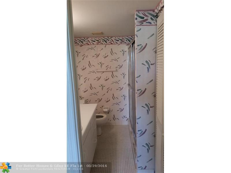 2737 S Oakland Forest Dr # 203, Oakland Park, FL 33309