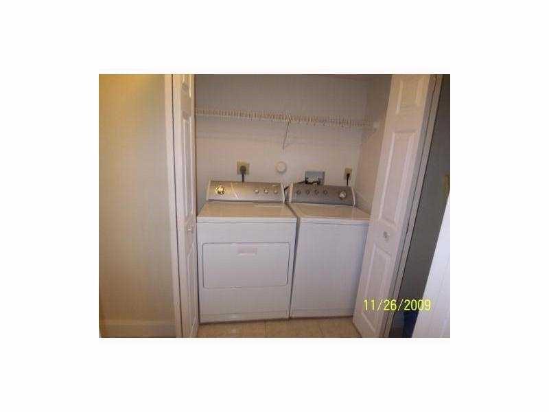 2400 Northwest 33rd St, Oakland Park, FL 33309