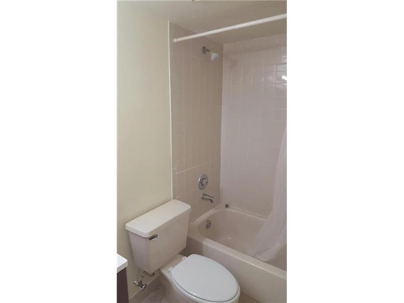 117LAKE EMERALD DR, Oakland Park, FL 33309