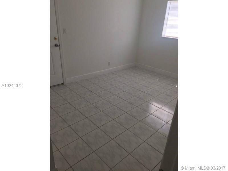 2540 Northwest 39th Way, Lauderdale Lakes, FL 33311