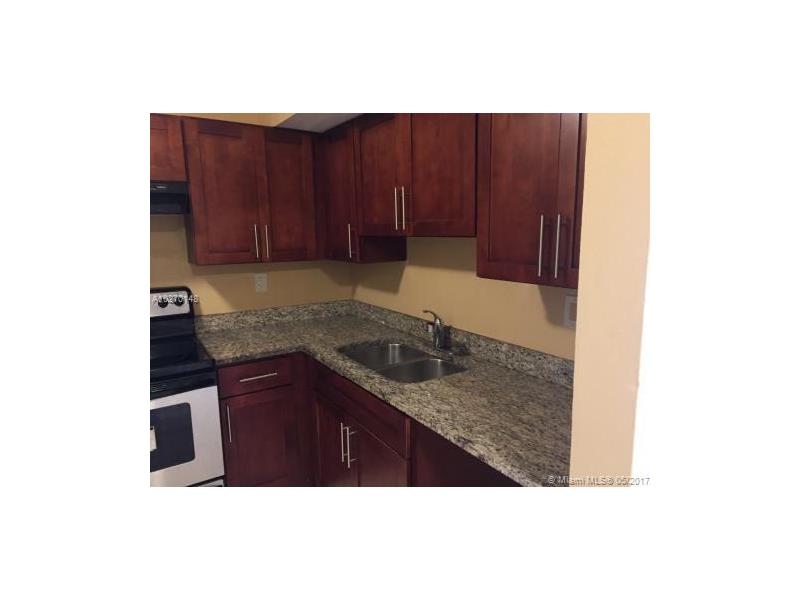 3600 Northwest 21st St, Lauderdale Lakes, FL 33311