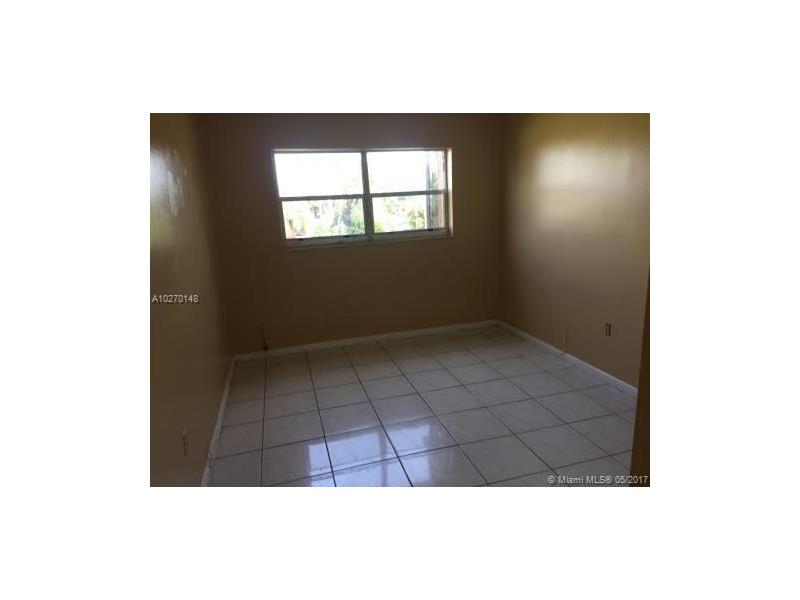 3600 Northwest 21st St, Lauderdale Lakes, FL 33311