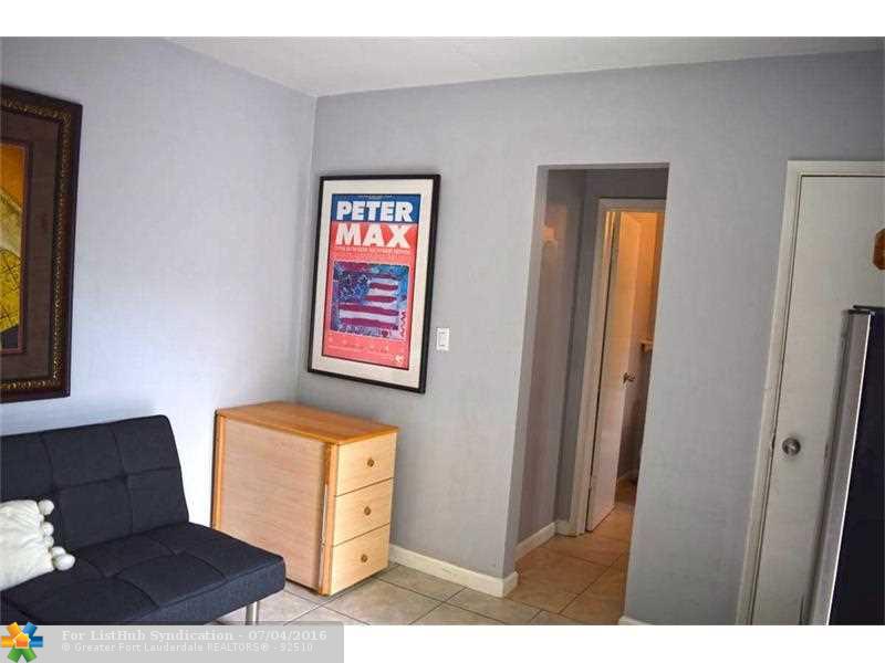 1110 NW 7th Ave 4, Fort Lauderdale, FL 33311