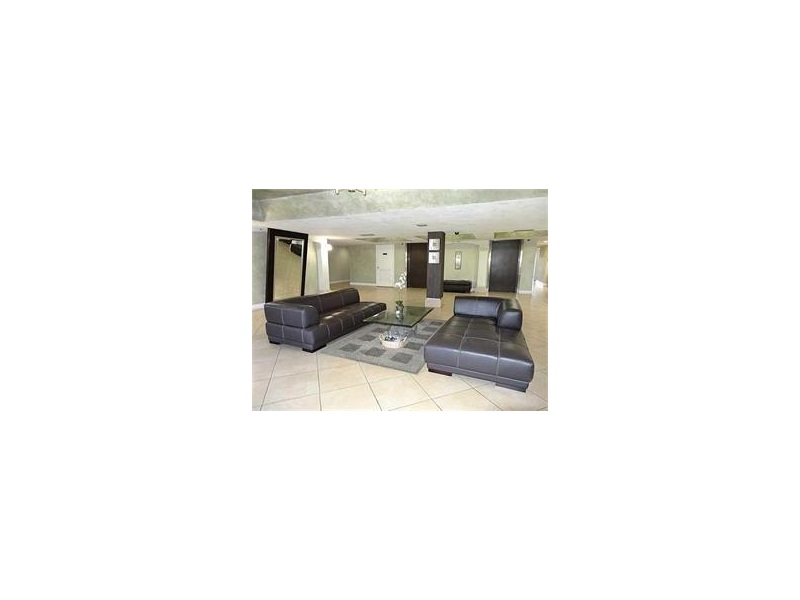 701 Northwest 19th St, Fort Lauderdale, FL 33311