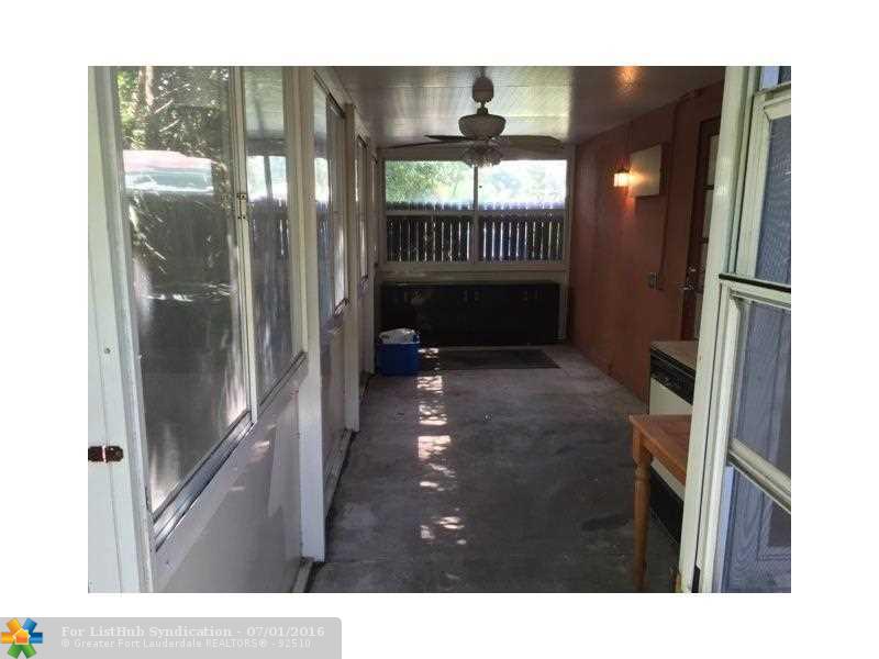 600 NW 18th St W, Fort Lauderdale, FL 33311