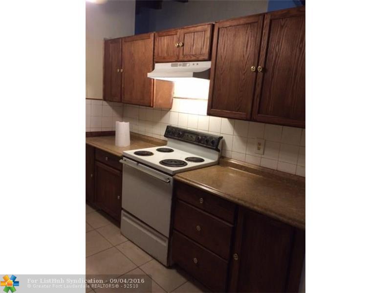 1624 NW 17th Ln, Fort Lauderdale, FL 33311