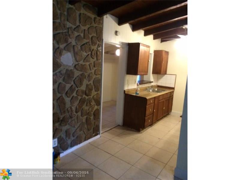 1624 NW 17th Ln, Fort Lauderdale, FL 33311