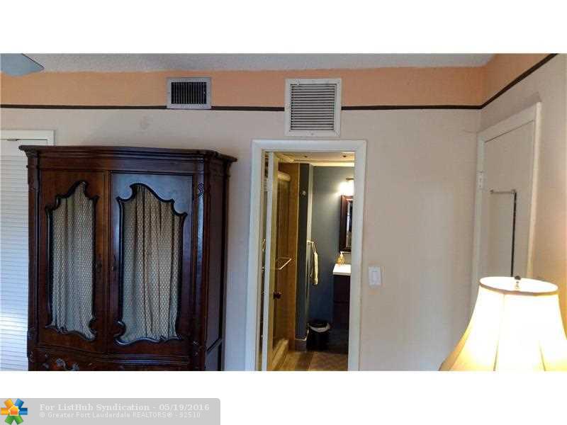 659 W Oakland Park Blvd 102C, Wilton Manors, FL 33311
