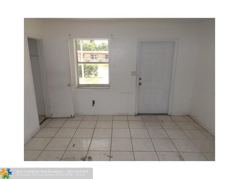 3531 NW 3rd St, Lauderhill, FL 33311